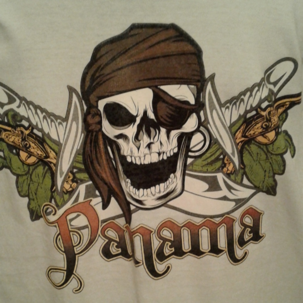 Men's Panama t shirt sz small